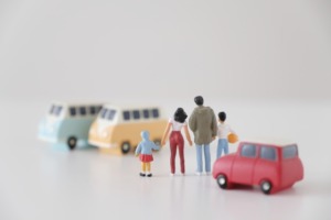 「家族滞在」ビザと永住申請サムネ