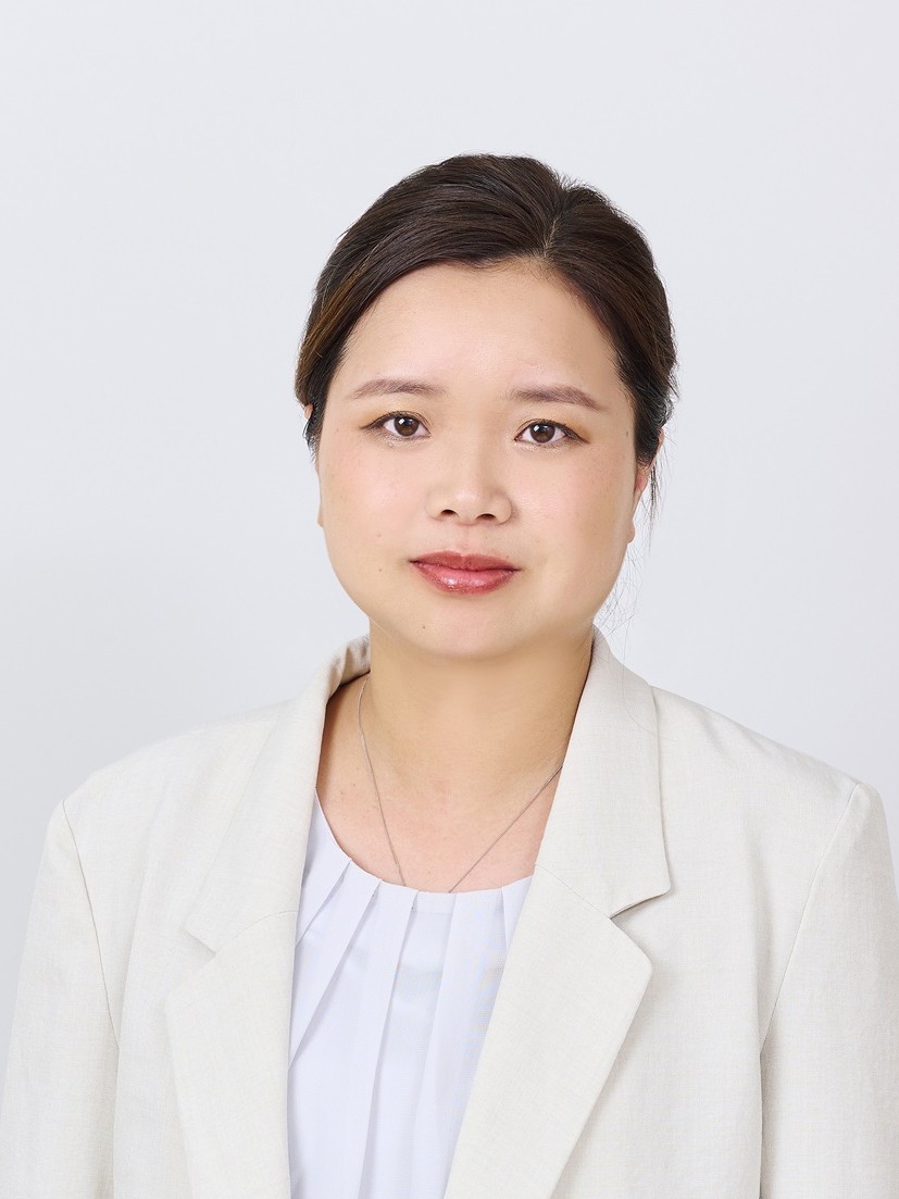 陳　鶯